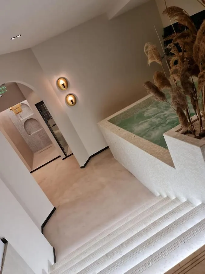 ****  Radhimë Orik Hotel & Spa אלבניה