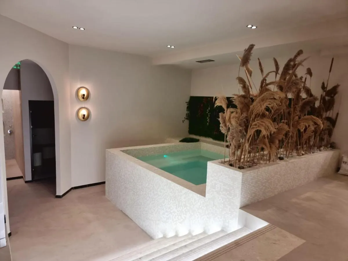 Radhimë Orik Hotel & Spa
