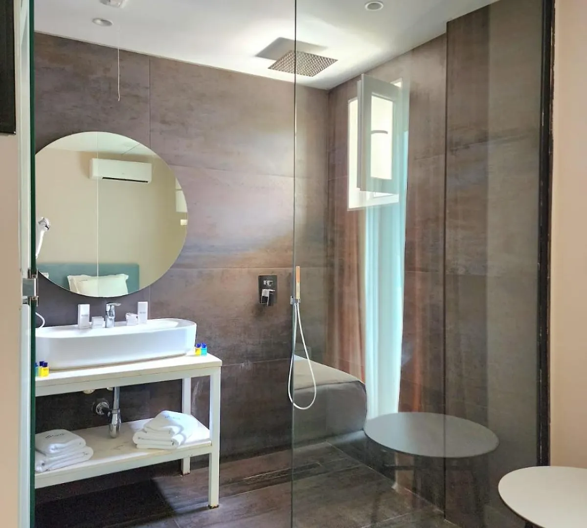 Orik Hotel & Spa Radhimë