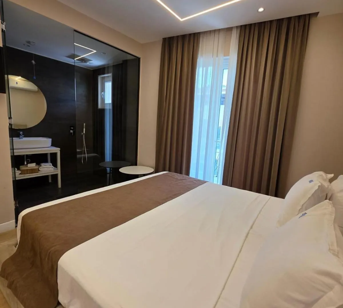 ****  Radhimë Orik Hotel & Spa אלבניה